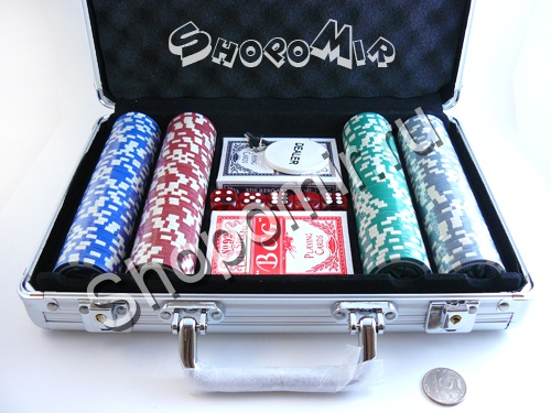 Набор для покера 200 фишек в металлическом кейсе